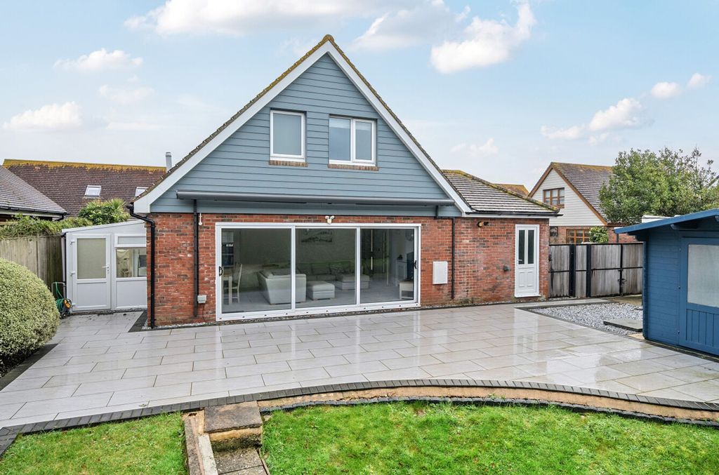 Property photo 2 of 29