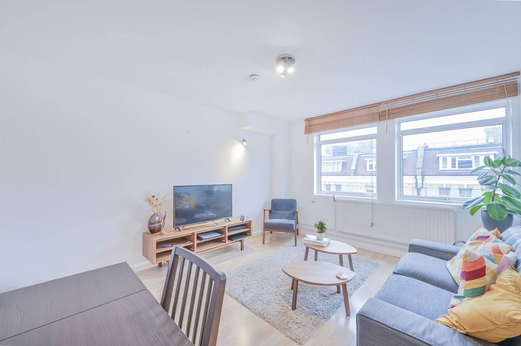 Property photo 2 of 6