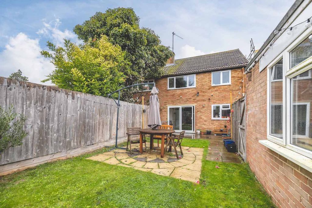 Property photo 2 of 13