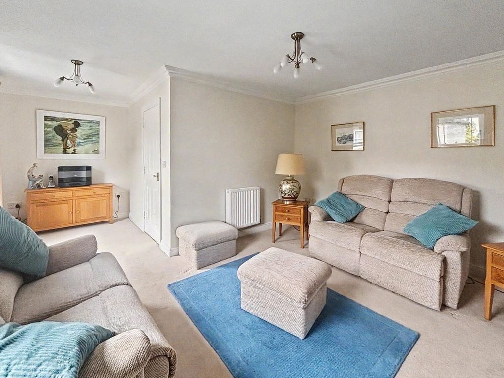 Property photo 2 of 17 Picture No. 51