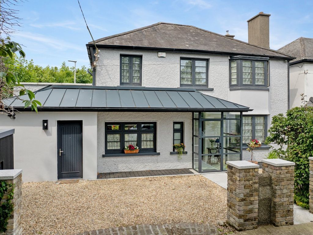 Property photo 1 of 33 Picture No. 04
