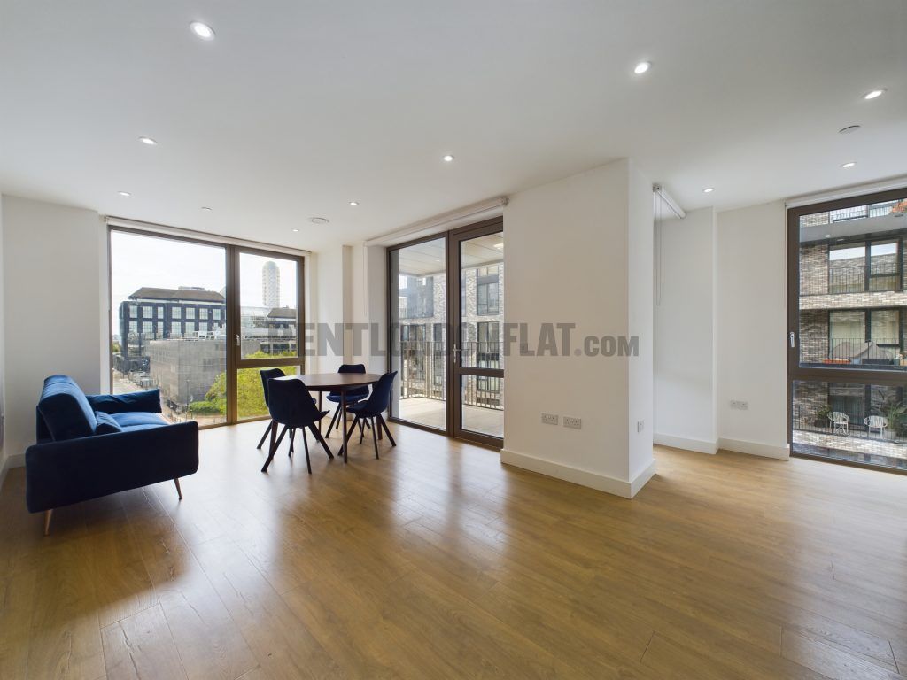 Property photo 3 of 11