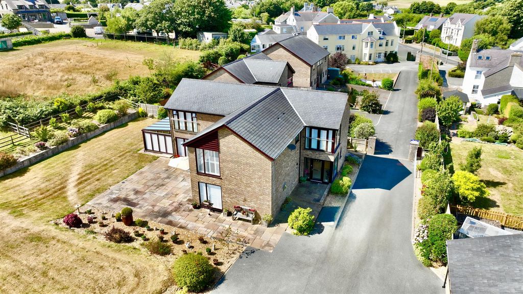 Property photo 2 of 40 Dji_Fly_20260718_141430_806_1786350080776_Photo.Jp