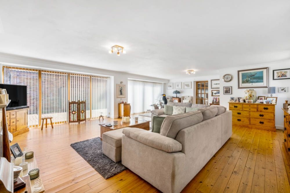 Property photo 2 of 38 4 Blackthorn Court (Lincoln)-18