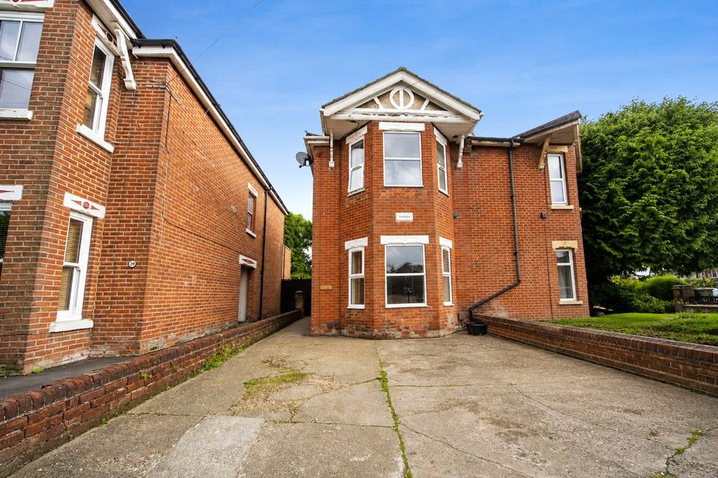 Property photo 1 of 15 Picture No. 21