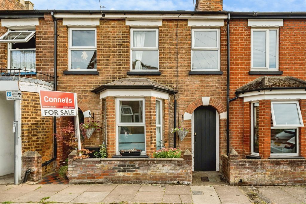 Property photo 1 of 10