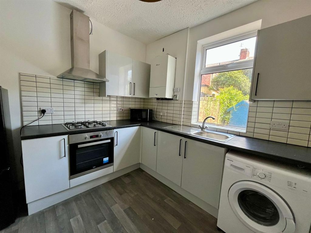 Property photo 2 of 13 94B7B75c-21A9-43E9-B310-19Ea0589Da99.Jpg