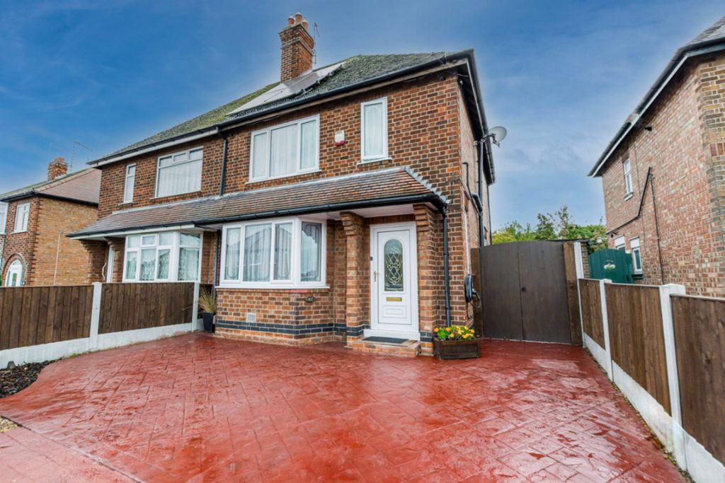 Property photo 1 of 29