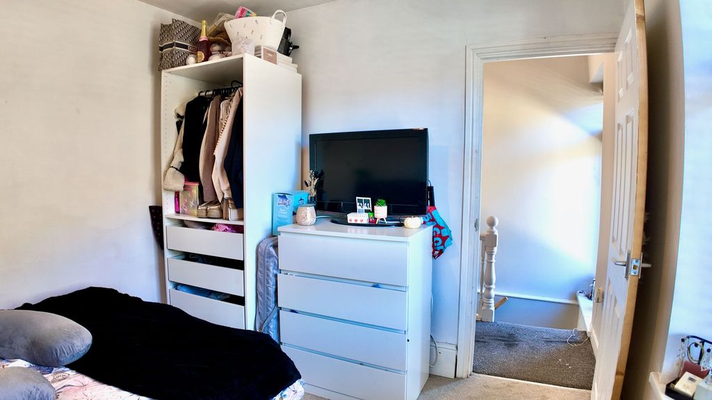 Additional image 18 of 4 bed semi-detached house for saleHillside Road, Crumlin NP11