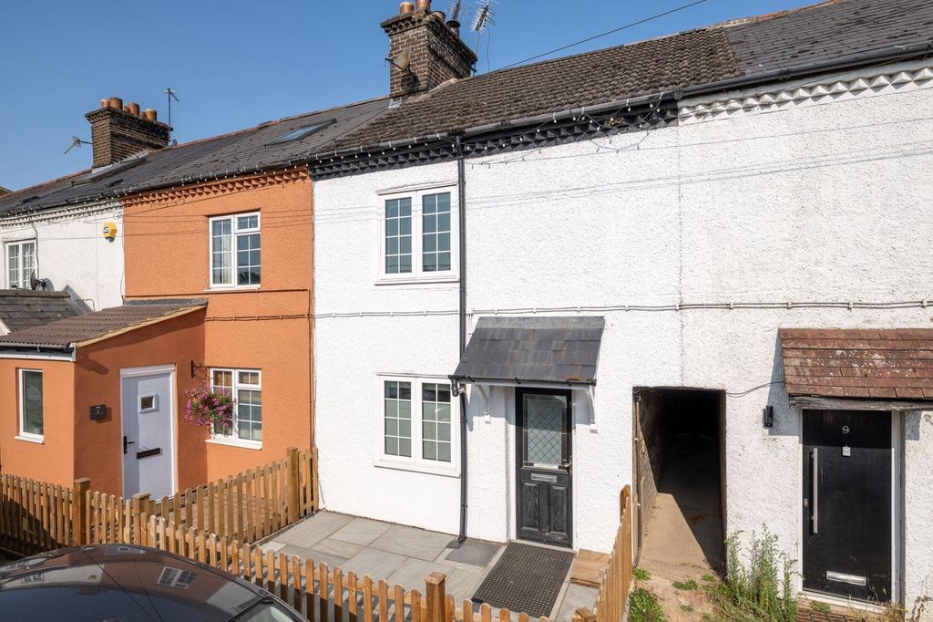 Property photo 3 of 47