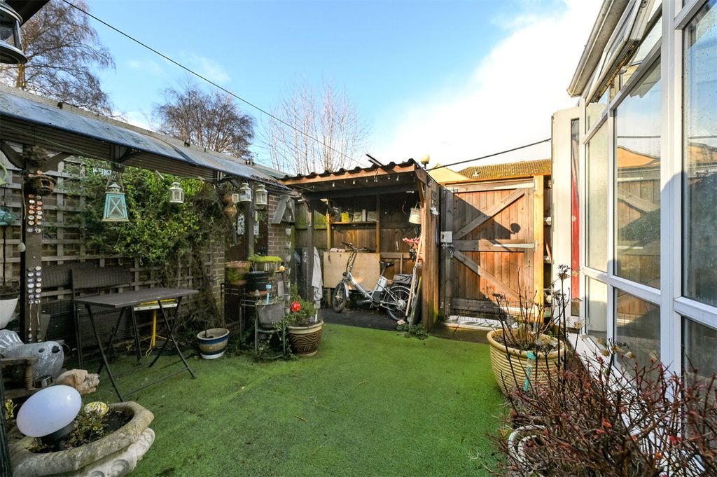 Property photo 3 of 15 Picture No. 03