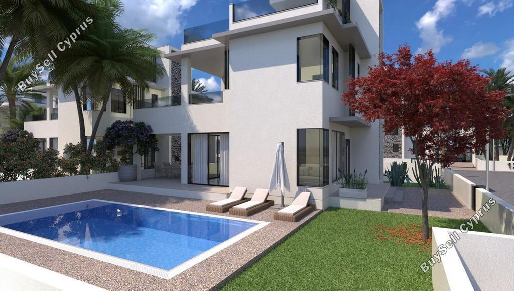 Property photo 1 of 22