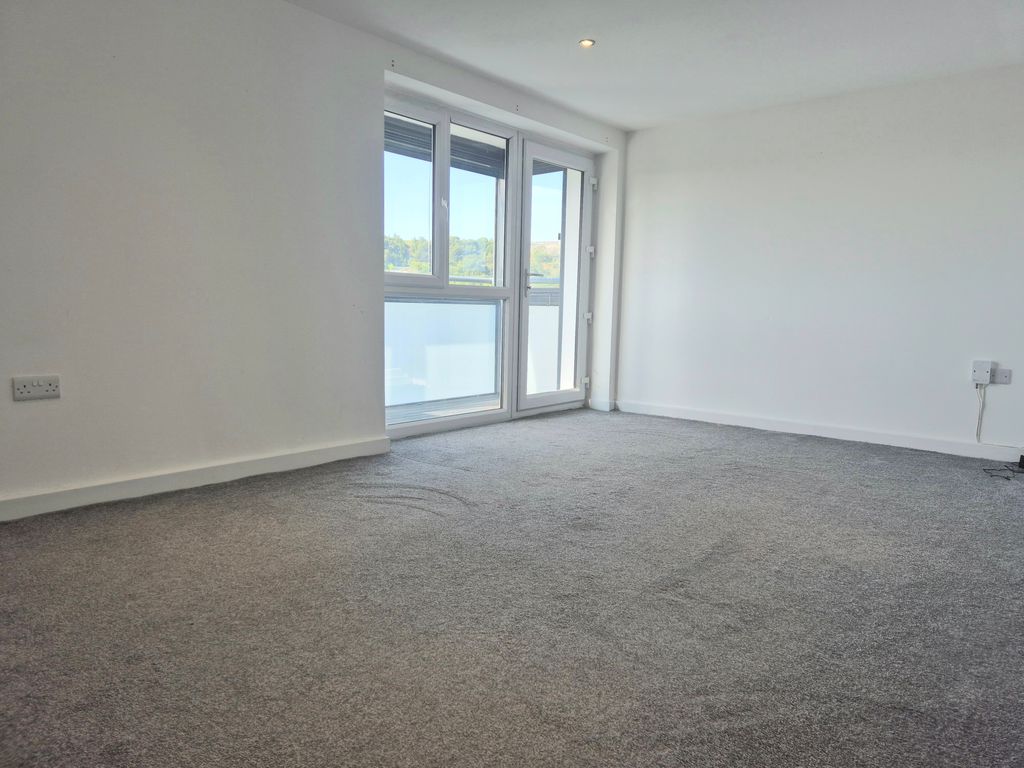 Property photo 3 of 9 Image