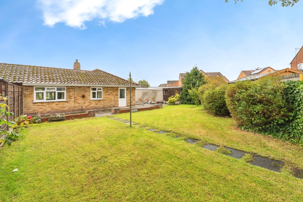 Property photo 3 of 15