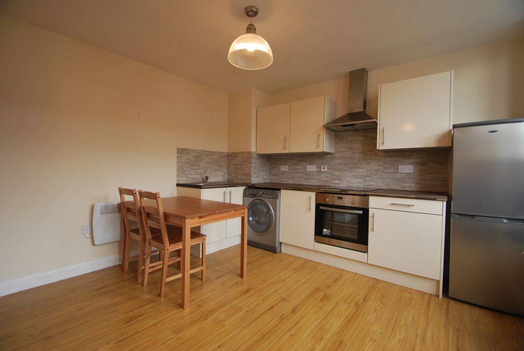 Property photo 2 of 8 Photo 6