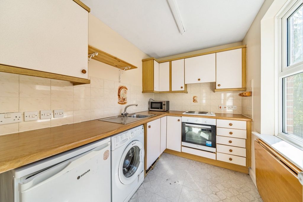 Property photo 3 of 5 1036993 (3)