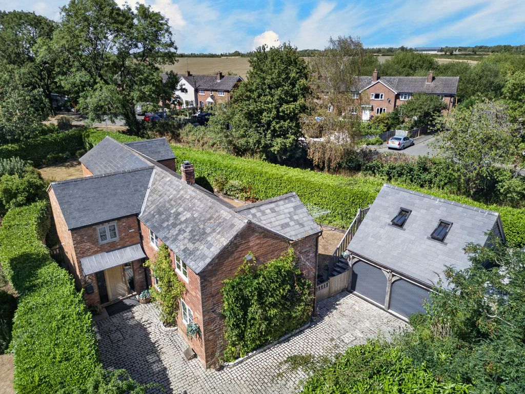 Property photo 1 of 39