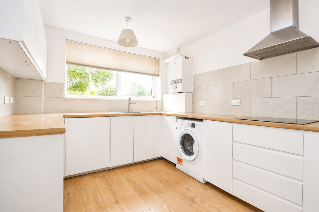 Property photo 1 of 9 B14564F2-2Cdd-4797-A4F1-3c3Fb28E0Ec3