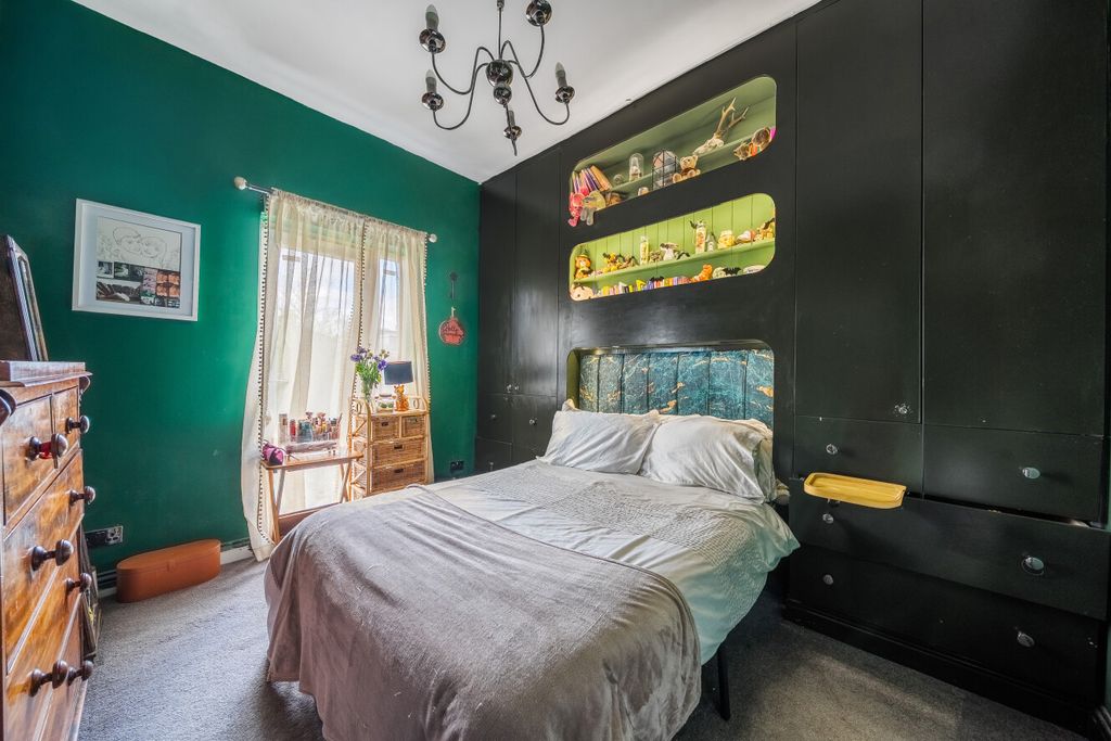 Property photo 3 of 12 1536316-10-1A154B...