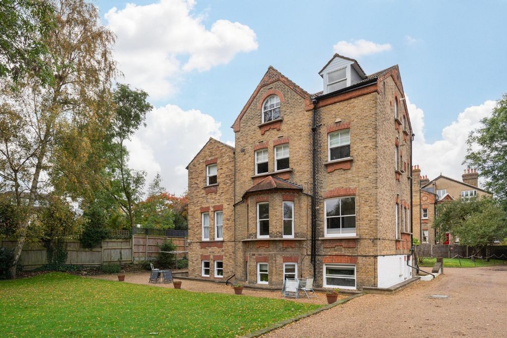 Property photo 1 of 9 4423170
