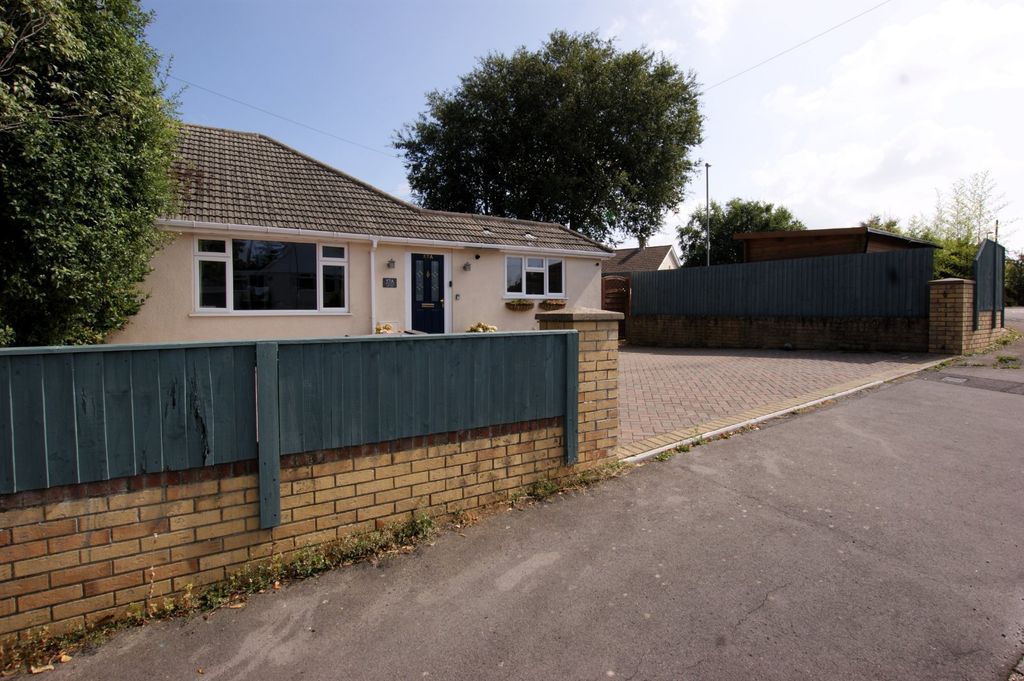 Property photo 1 of 12 Picture No. 19