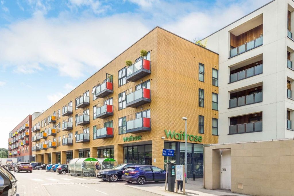 Property photo 1 of 5