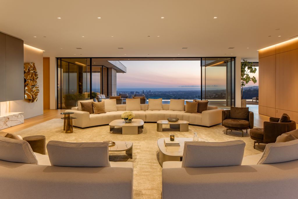 Property photo 3 of 45