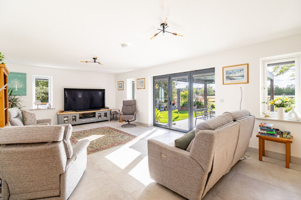 Additional image 17 of 4 bed detached bungalow for saleOak Tree Meadow, Dereham NR19