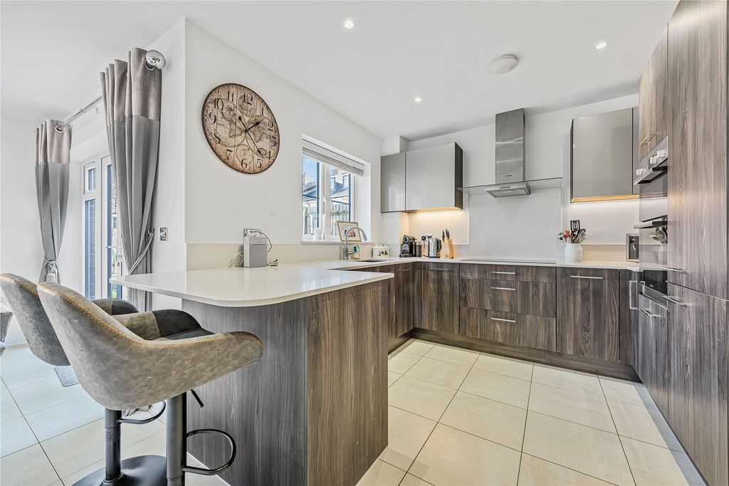 Property photo 3 of 25 Picture No. 13