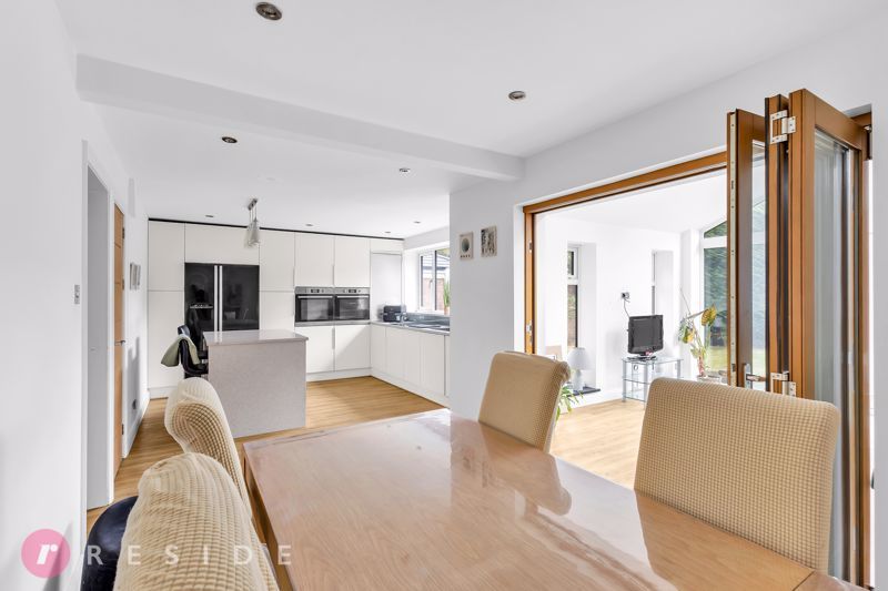 Property photo 3 of 24 Family Living Kitchen