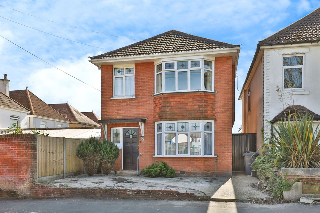 Property photo 1 of 17 Photo