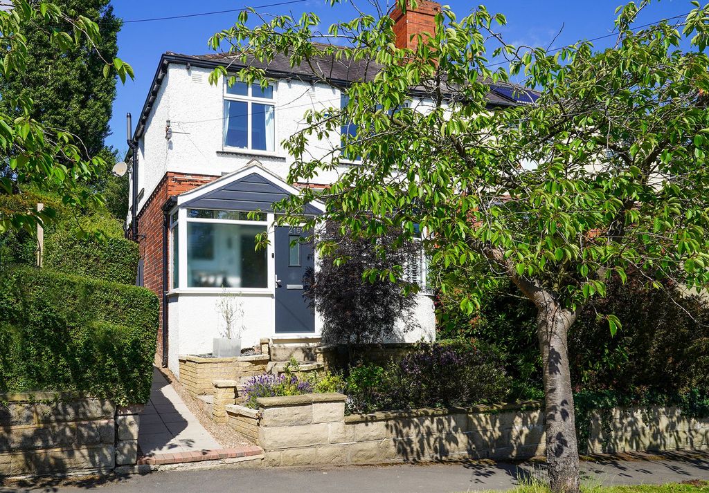 Property photo 1 of 31