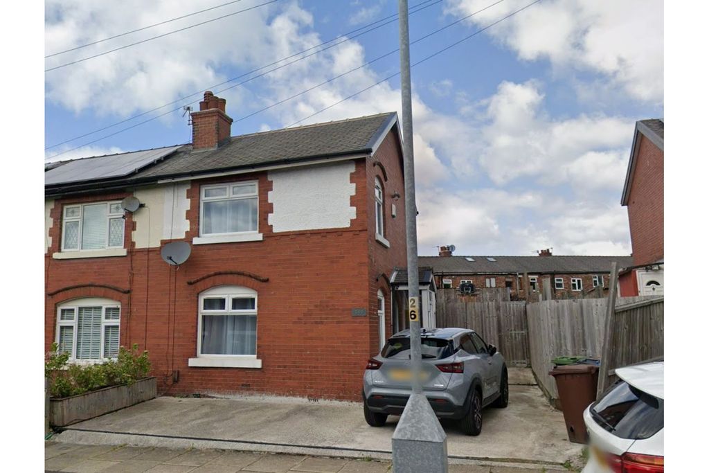 Property photo 1 of 1