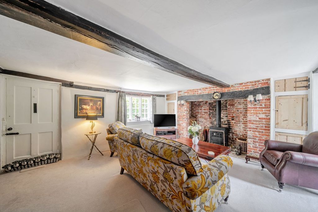 Property photo 2 of 18