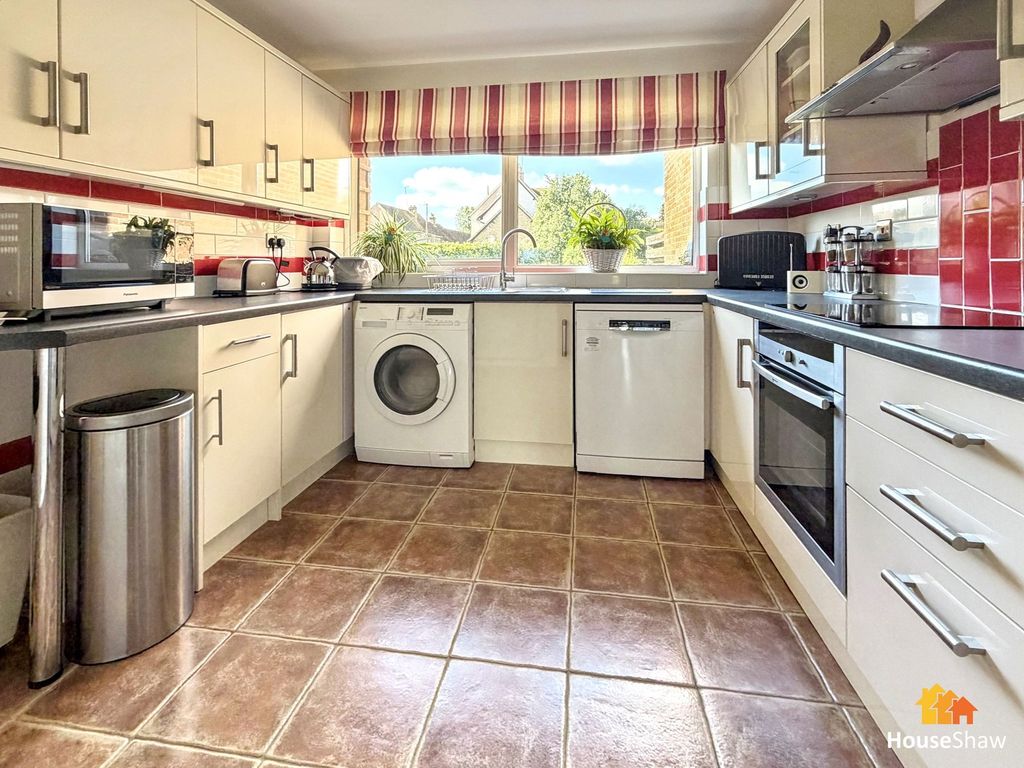 Property photo 3 of 20