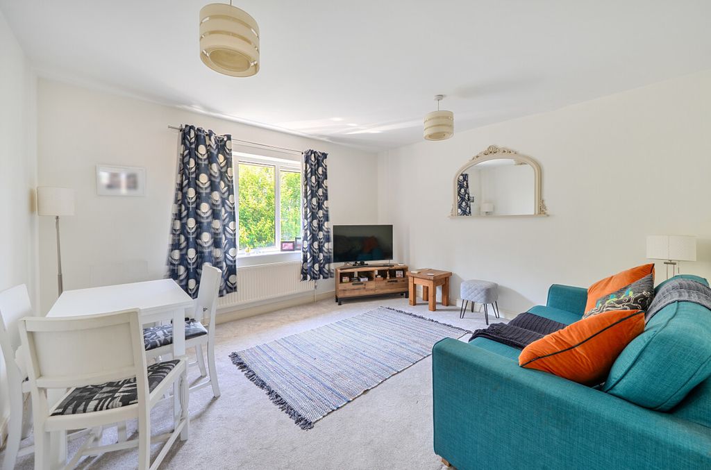 Property photo 3 of 8 1497708-3-6A6A1B2...