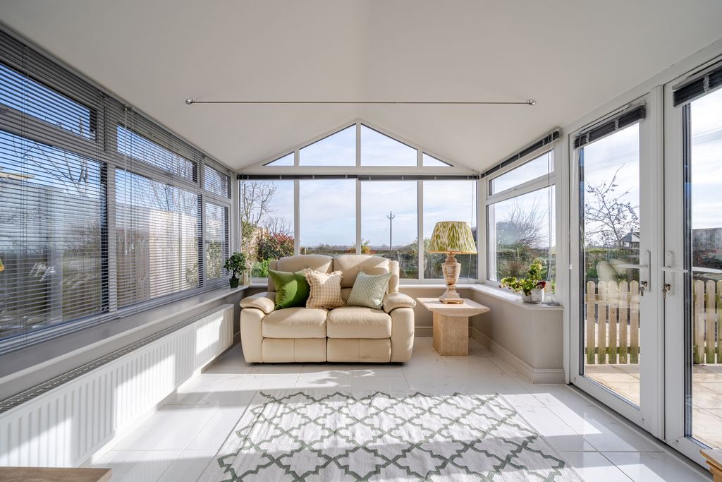 Property photo 2 of 20 1422793-20-69A71B9B59Be3-Arw.Jpg