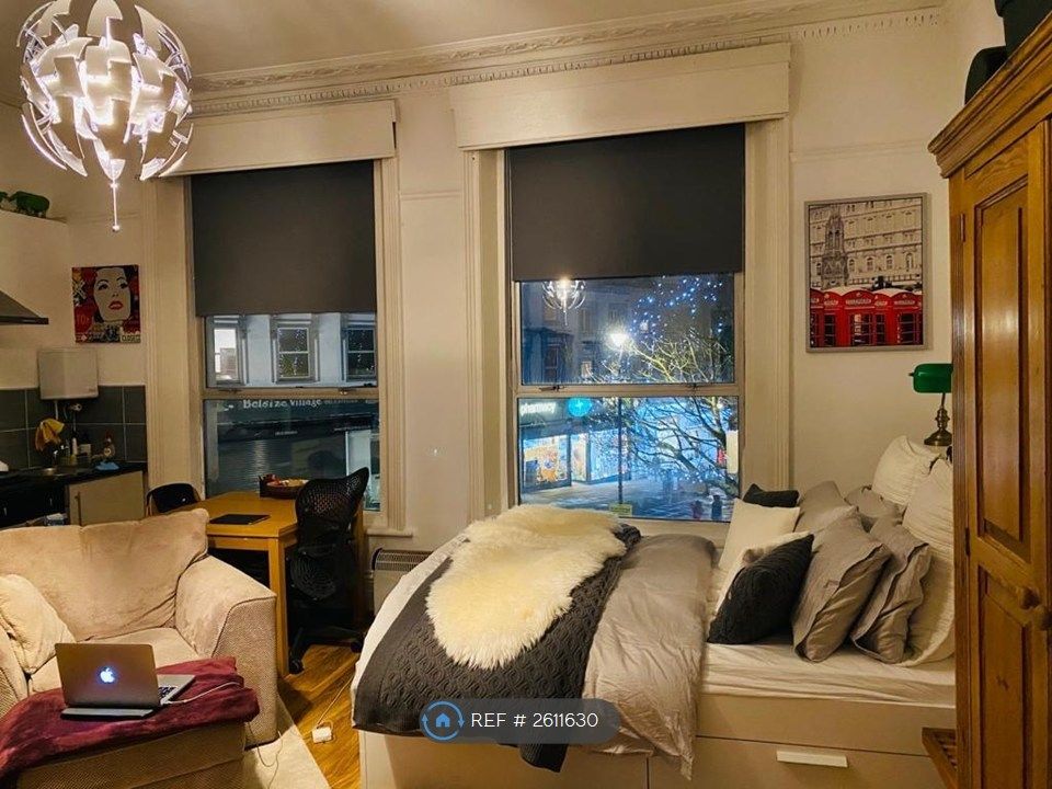 Property photo 2 of 11