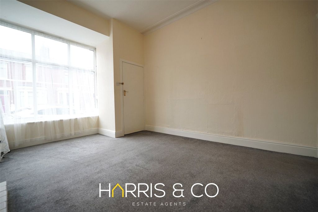 Property photo 3 of 9 Picture No. 08