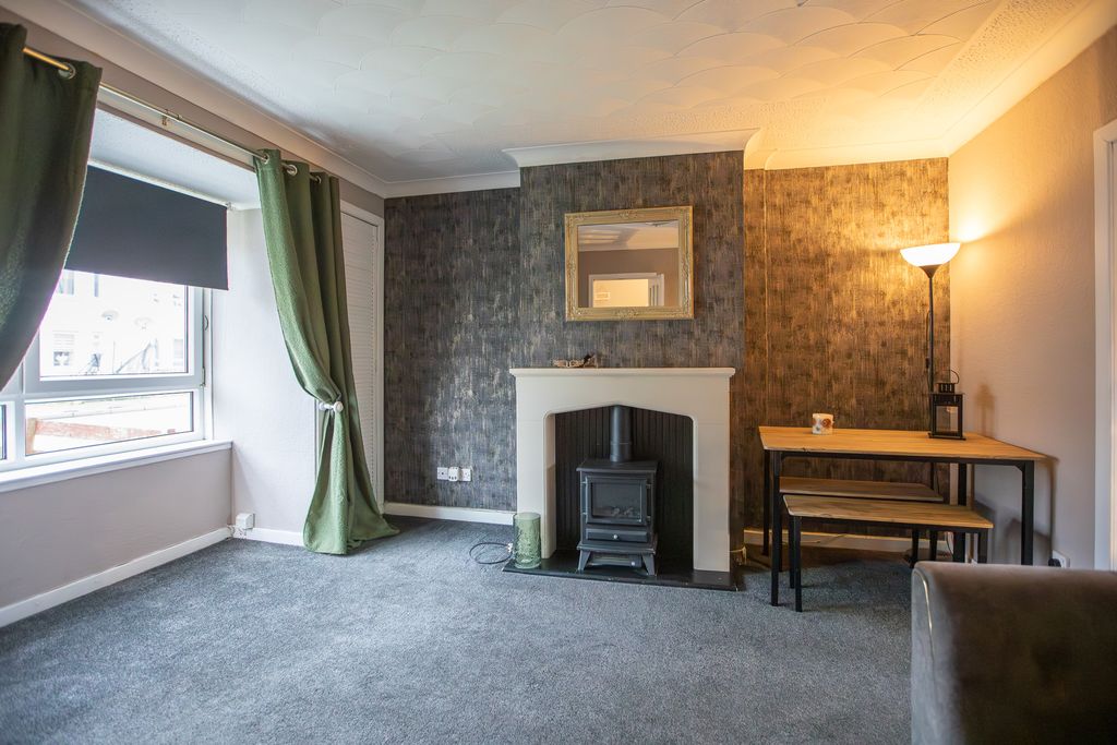 Property photo 3 of 30