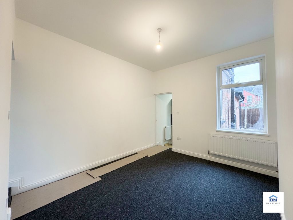 Property photo 2 of 8 Photo 2