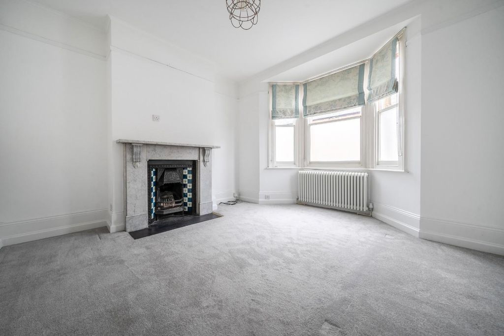 Property photo 2 of 16 1436698 (1).Jpg