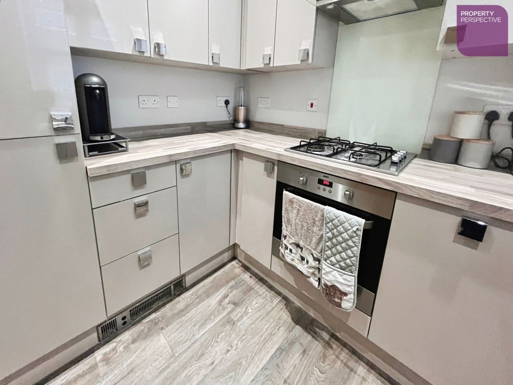 Property photo 3 of 11 Pbox-Img.Jpg