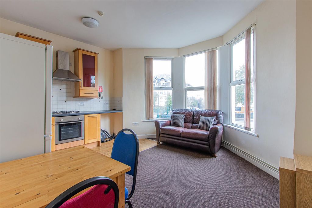 Property photo 1 of 9 Newport Road 177A, 1-1.Jpg