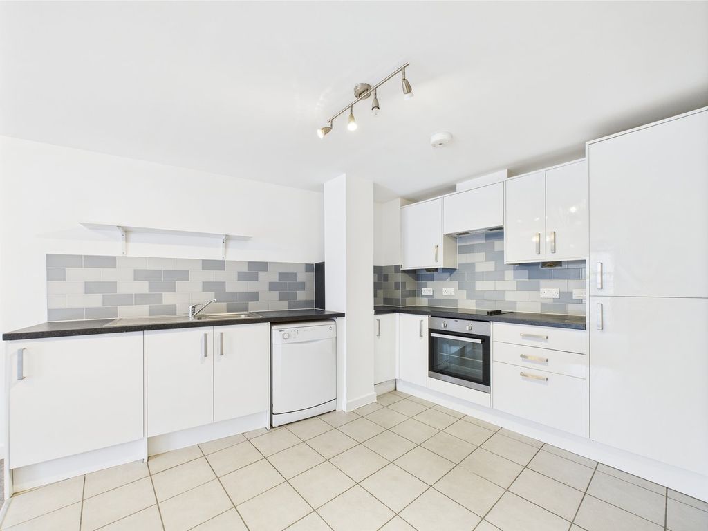 Additional image 4 of 2 bed flat for saleCanterbury Road, Margate CT9