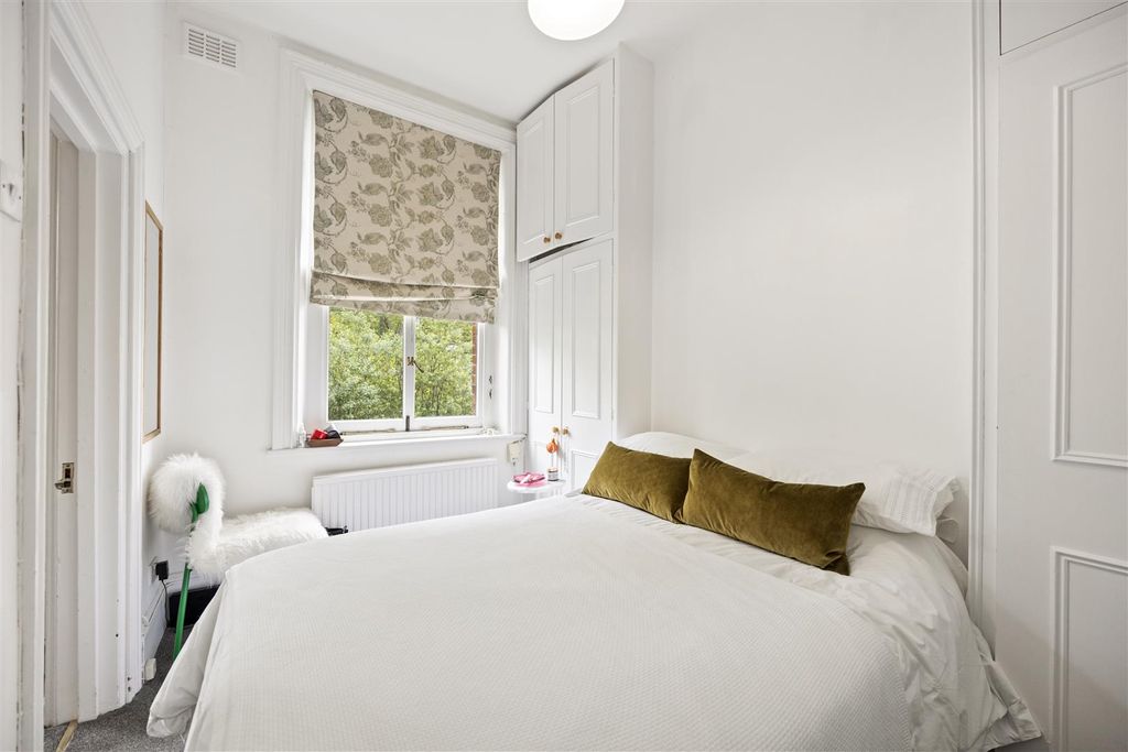 Property photo 3 of 9