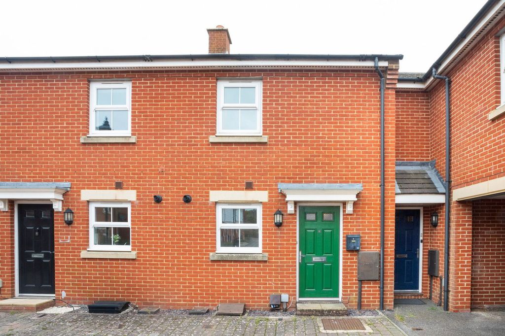 Property photo 1 of 22