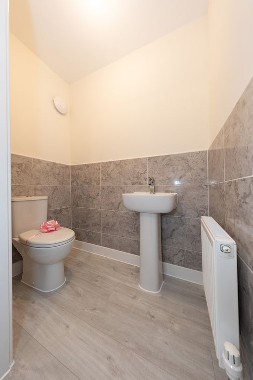 Property photo 3 of 9 Cloakroom Example