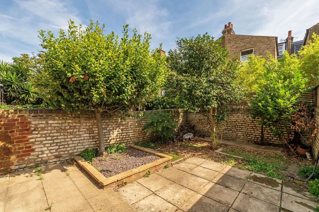 Property photo 3 of 9