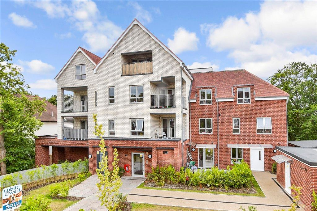 Property photo 1 of 12 External (Web)